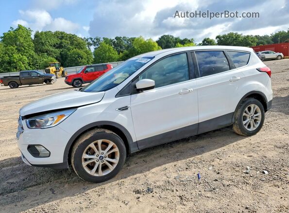 1FMCU0GD3KUB82083 2019 FORD ESCAPE White 