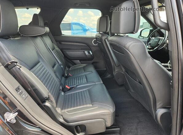 SALRHBBV9HA047319 2017 LAND ROVER DISCOVERY Black ძრავის განყოფილების ხედი