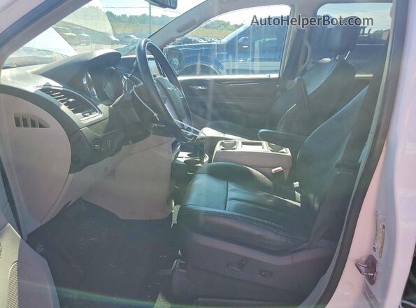 2C4RC1BG7GR165073 2016 CHRYSLER TOWN White Առջևի վահանակի տեսք