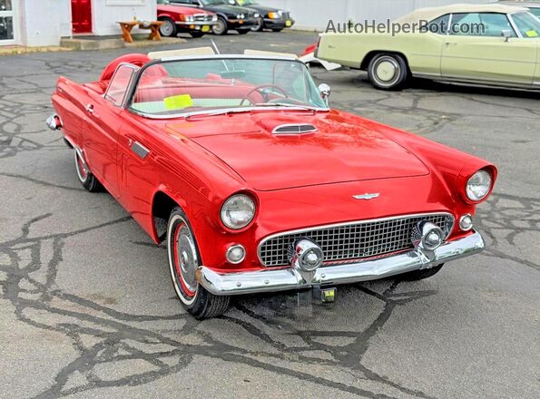 PGFH1660650000000 1956 FORD THUNDRBIRD Красный Задняя левая четверть
