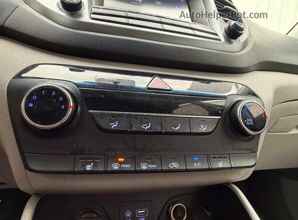 KM8J3CA45JU713741 2018 HYUNDAI TUCSON Black 