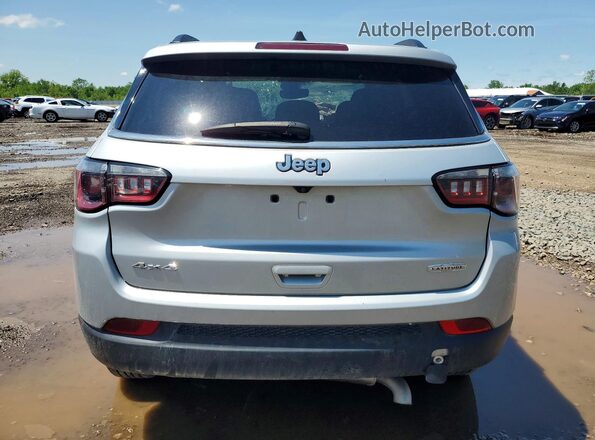 3C4NJDBN3RT117803 2024 JEEP COMPASS Silver Front interior view