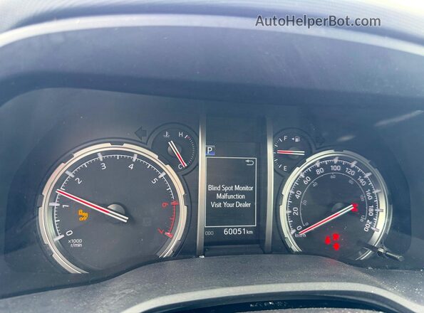 JTERU5JR2P6201066 2023 TOYOTA 4RUNNER White Vista del salpicadero