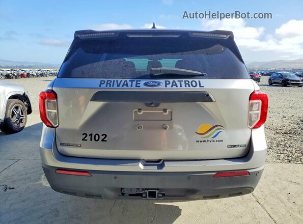 1FM5K8AB4MGA65652 2021 FORD EXPLORER Silver Widok wnętrza z przodu