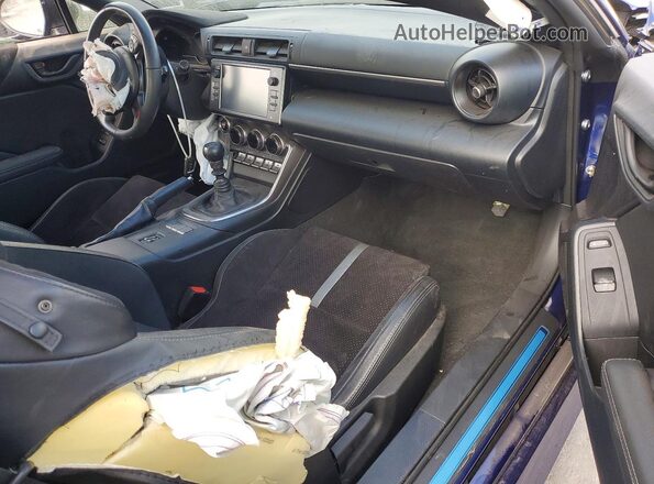 JF1ZNBE12S9755953 2025 TOYOTA GR86 Blue 