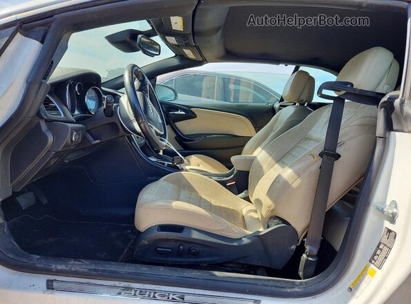 W04WT3N57GG057282 2016 BUICK CASCADA White Widok deski rozdzielczej