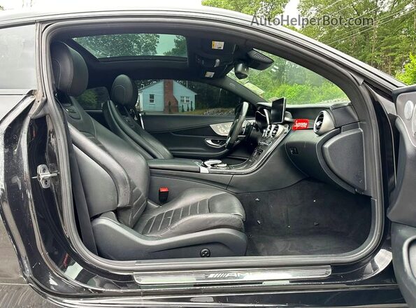 WDDWJ6EB1JF706144 2018 MERCEDES-BENZ C Black ხელსაწყოთა პანელის ხედი