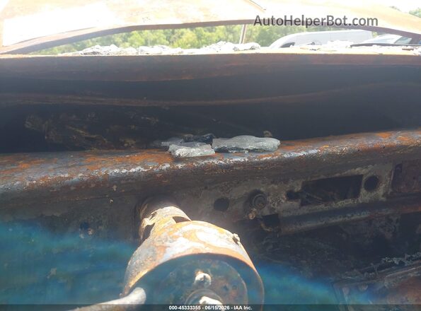 41835C105348      1970 CHEVROLET OTHER Серебряный Вид задних сидений