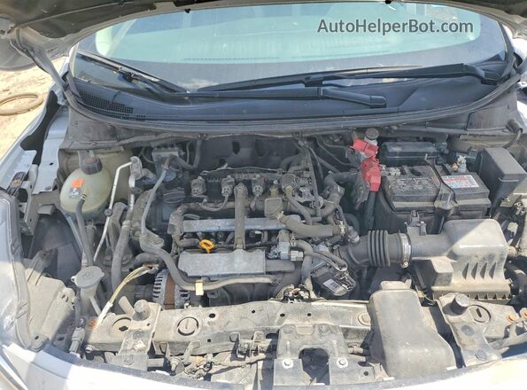 3N1CN8EV5ML866578 2021 NISSAN VERSA Silver Widok komory silnika