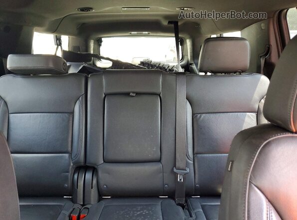 1GNSCCKD7MR208631 2021 CHEVROLET SUBURBAN Black Vista interior trasera