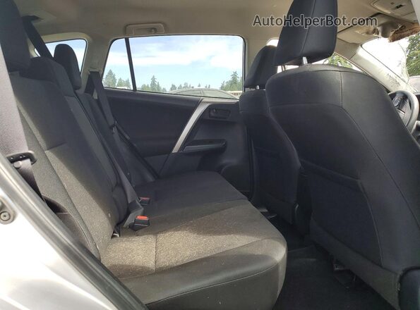JTMBFREV2JJ232949 2018 TOYOTA RAV4 Silver 