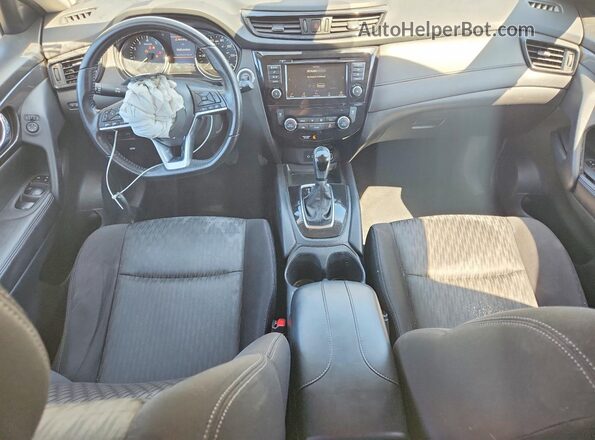 JN8AT2MV9LW139076 2020 NISSAN ROGUE Серебряный 