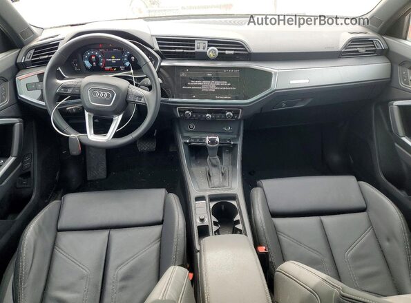 WA1DECF34S1034794 2025 AUDI Q3 White Widok deski rozdzielczej