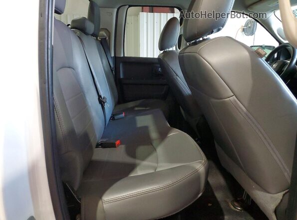 1C6RR6FG7JS210855 2018 RAM 1500 White Rear interior view