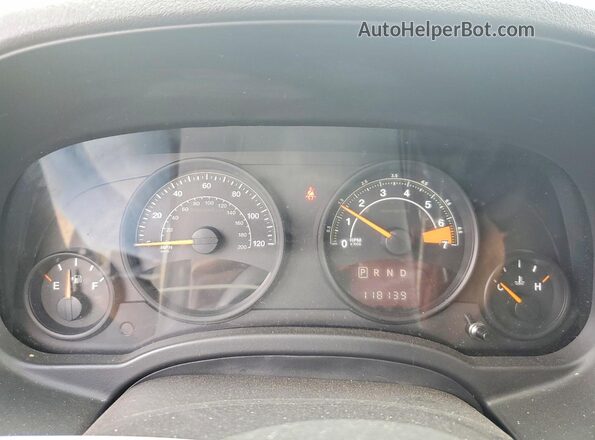 1C4NJCBA8GD512599 2016 JEEP COMPASS Silver Հետևի նստատեղերի տեսք