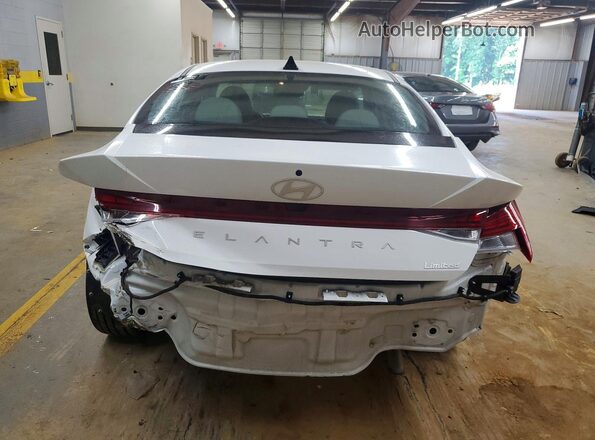 KMHLP4DG1RU834187 2024 HYUNDAI ELANTRA White Вид салону спереду