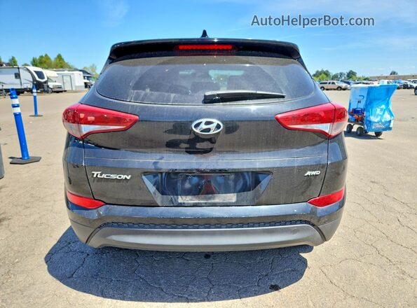 KM8J3CA42JU607697 2018 HYUNDAI UK Черный Вид салона спереди