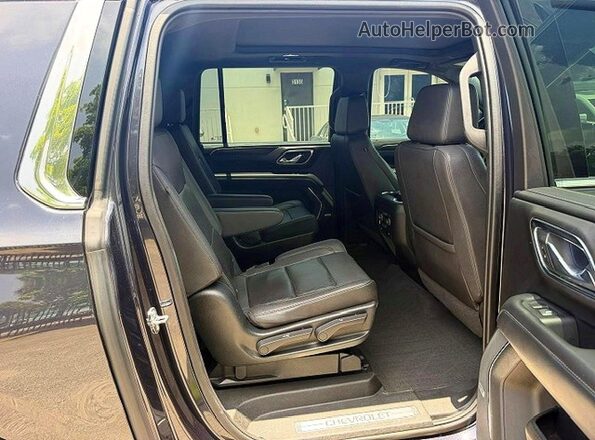 1GNSCCKDXPR303222 2023 CHEVROLET SUBURBAN Gray Engine compartment view