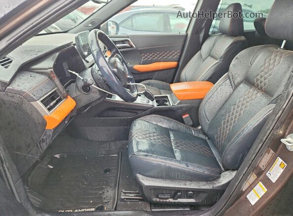 JA4J4VA88NZ091879 2022 MITSUBISHI OUTLANDER Brown Widok deski rozdzielczej