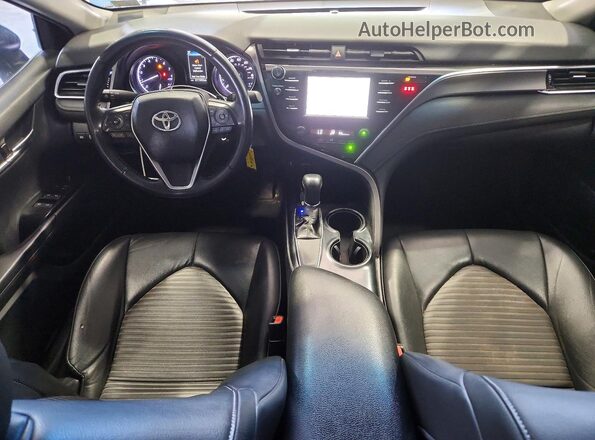 4T1B11HKXJU022398 2018 TOYOTA CAMRY Blue Вид щитка приладів
