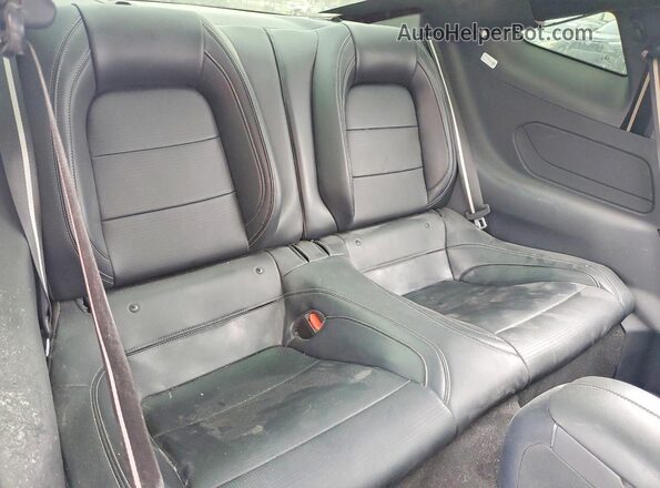 1FA6P8CF8R5400463 2024 FORD MUSTANG Red Widok wnętrza z tyłu