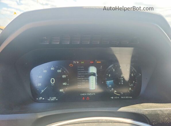 YV4A22PK6G1021812 2016 VOLVO XC90 Черный Вид задних сидений