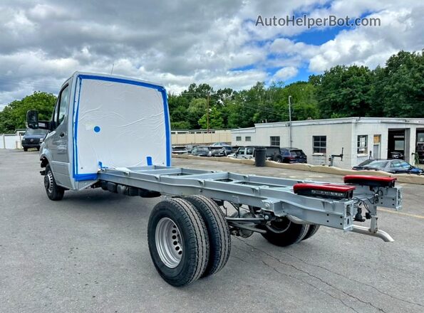 W1X9N33Y1SN355924 2025 MERCEDES-BENZ SPRINTER Silver 