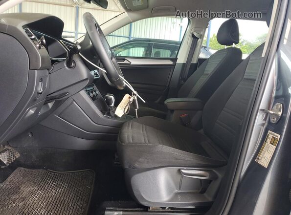 3VV1B7AX2NM159336 2022 VOLKSWAGEN TIGUAN Gray Dashboard view