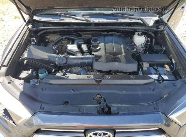 JTEKU5JR6P6165335 2023 TOYOTA 4RUNNER Серый Вид наклейки с VIN-кодом