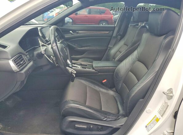 1HGCV1F35JA085470 2018 HONDA ACCORD White 