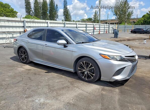 4T1B11HK9KU690727 2019 TOYOTA CAMRY Silver წინა ხედი