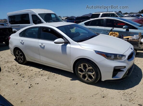 3KPF24AD6ME299214 2021 KIA FORTE White Դիմացի տեսք