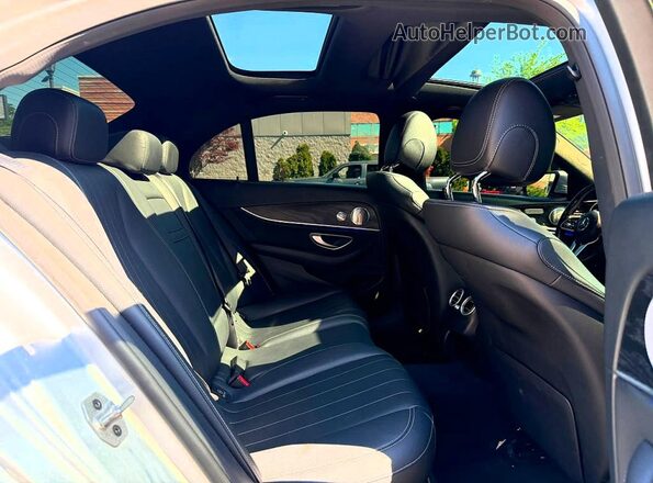 WDDZF8EB9LA725227 2020 MERCEDES-BENZ E Silver Vista del compartimento del motor