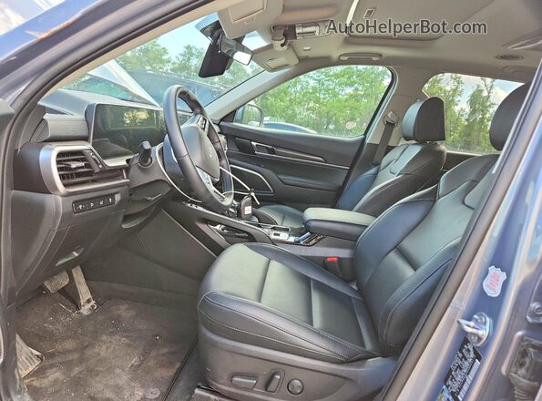 5XYP64GC9SG699114 2025 KIA TELLURIDE Silver 