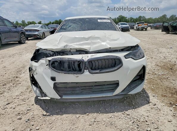 3MW53CM02P8D62966 2023 BMW M2 White Հետևի տեսք