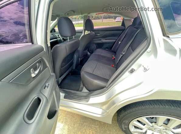 1N4AL3AP5JC159238 2018 NISSAN ALTIMA Silver Вид салону спереду