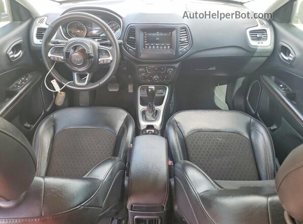 3C4NJCBB3MT510290 2021 JEEP COMPASS Black ხელსაწყოთა პანელის ხედი
