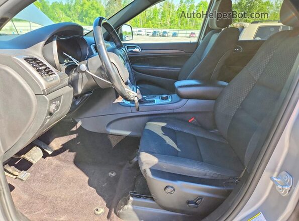 1C4RJFAG6KC606844 2019 JEEP GRAND Серебряный Вид панели приборов