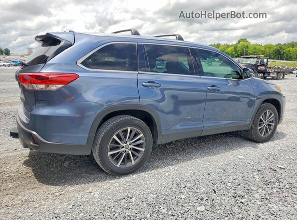 5TDKZRFH9KS326864 2019 TOYOTA HIGHLANDER Blue Front right