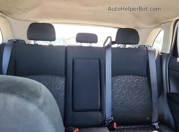 JA4AP3AU8LU010155 2020 MITSUBISHI OUTLANDER Black Rear interior view