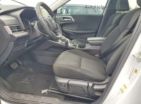 JA4J3UA80RZ014300 2024 MITSUBISHI OUTLANDER White 