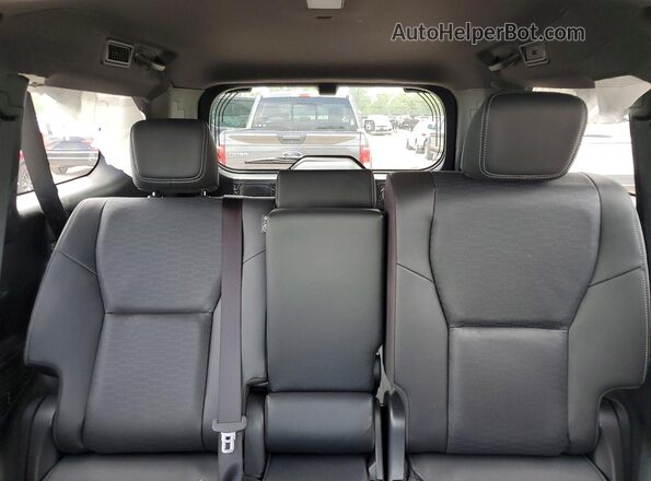 JTEABFAJ1S5011857 2025 TOYOTA LAND Серый Вид задних сидений