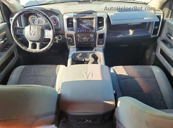 3C6RR7LG7JG230377 2018 RAM 1500 White Instrument cluster view