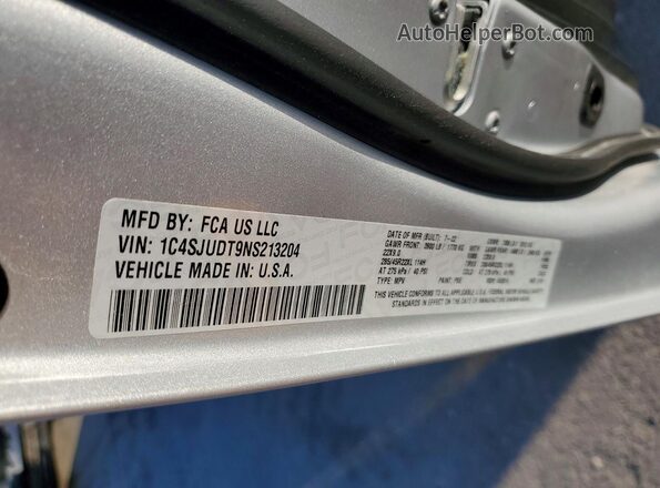 1C4SJUDT9NS213204 2022 JEEP WAGONEER Серебряный Панорамный вид салона 360°