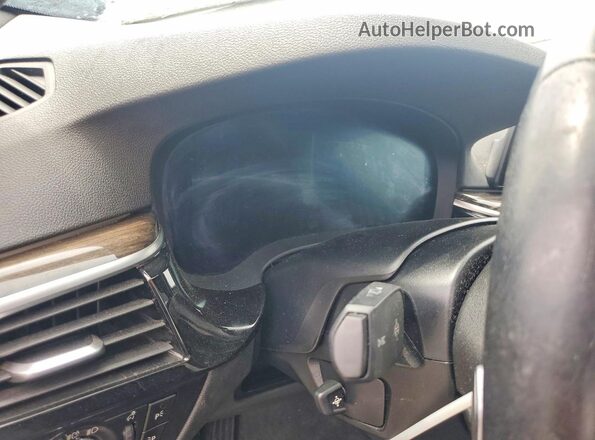 WBAJR3C03LCD71647 2020 BMW 5 SERIES Черный Вид задних сидений