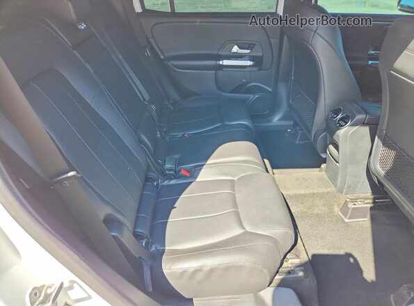 WDC4M4HBXLW008041 2020 MERCEDES-BENZ GLB-CLASS White უკანა სალონის ხედი
