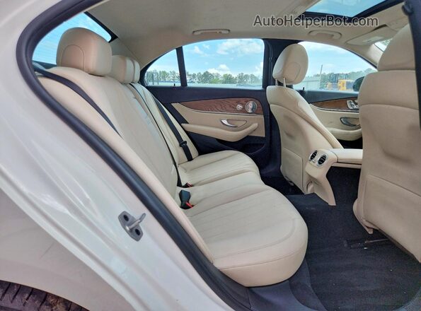 WDDZF8EB6LA700902 2020 MERCEDES-BENZ E White Widok wnętrza z tyłu