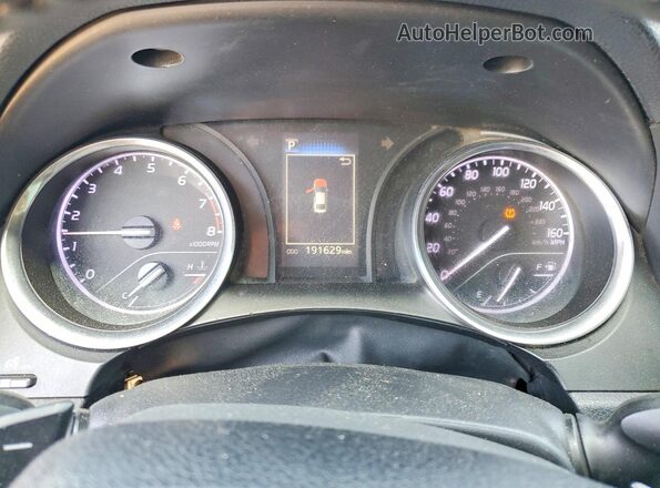 4T1B11HK4JU577038 2018 TOYOTA CAMRY Серебряный 