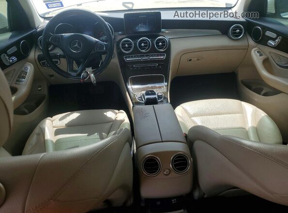 WDC0G4JB4GF093772 2016 MERCEDES-BENZ GLC-CLASS White Instrument cluster view