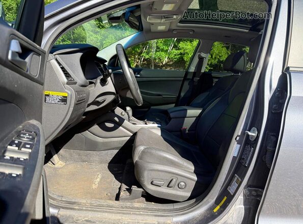 KM8J3CA2XGU137569 2016 HYUNDAI TUCSON Charcoal 